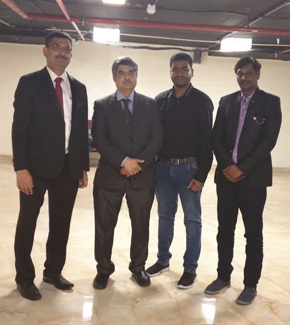 Dr Avinash Dal with Perfusion team led by J M Ibrahim
